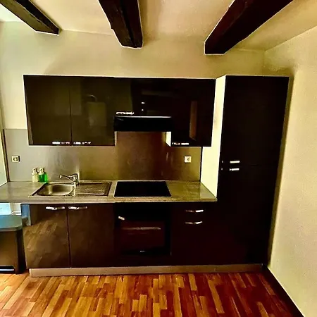 Maison A Colombages Au Coeur Du Centre *