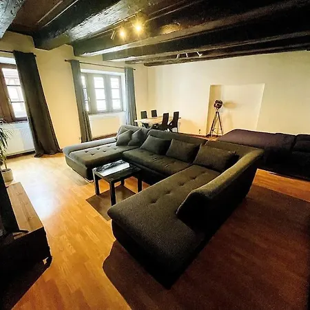 Maison A Colombages Au Coeur Du Centre Apartamento